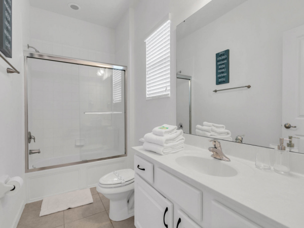 Elegant Villa Near Disney - Perfect Family Getaway